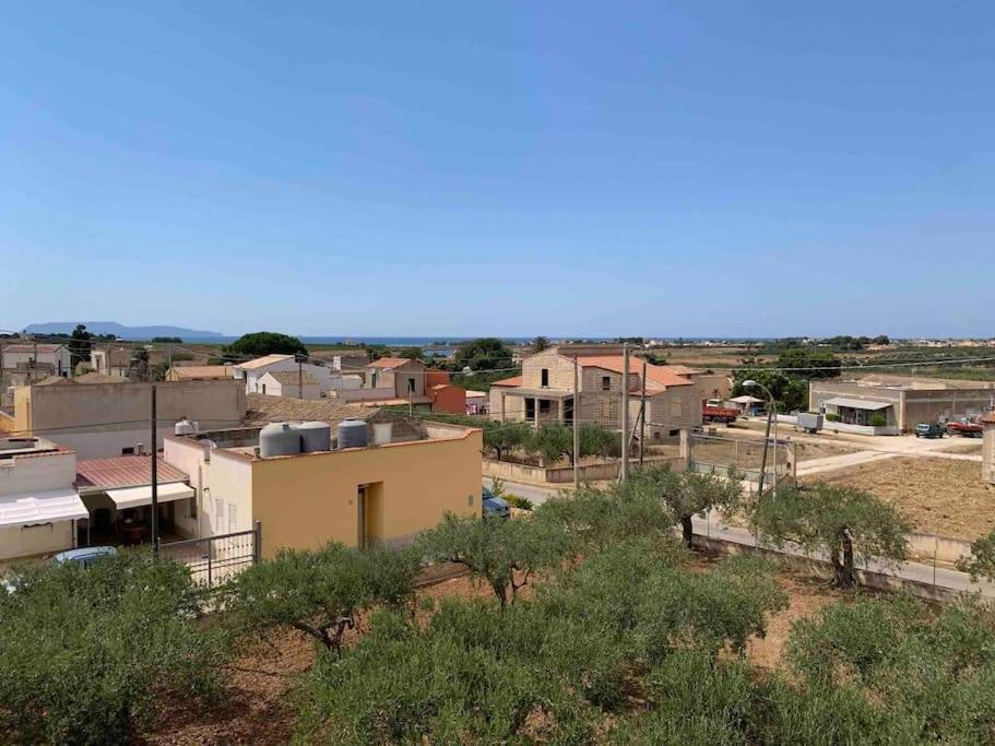 Casa Vacanza Torre Di Mezzo - Tramonto Marausa Exterior photo
